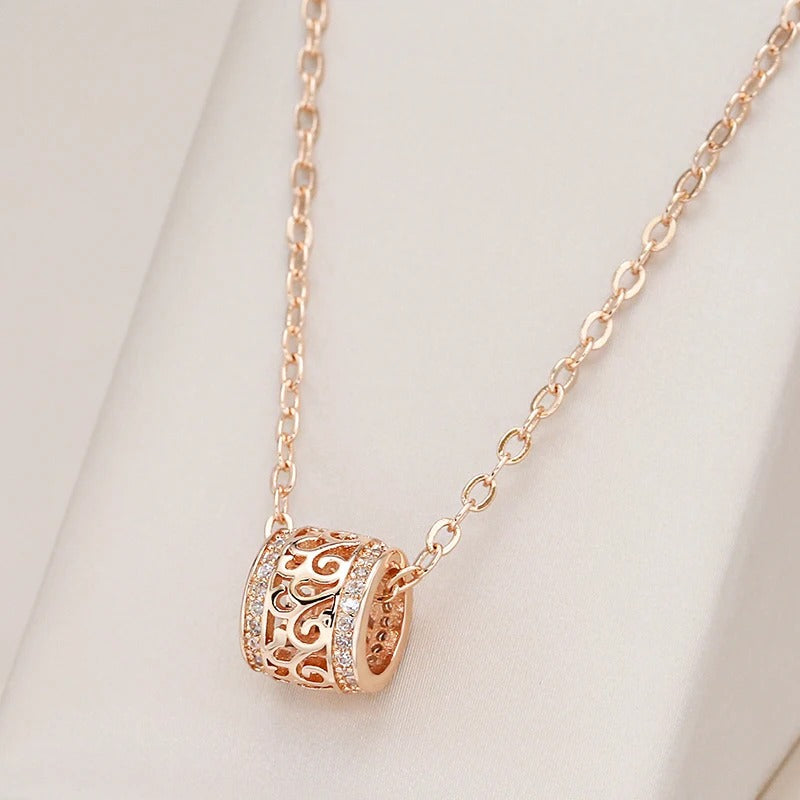Flower Wheel Pendant Necklace with Crystals