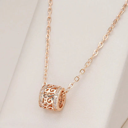 Flower Wheel Pendant Necklace with Crystals